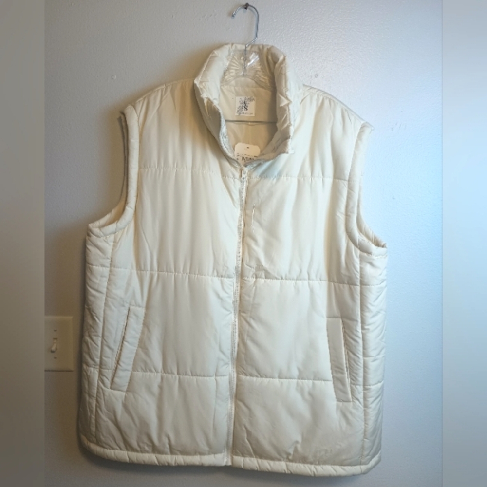 Altar’d State Puffer Vest Turtledove Medium/Large